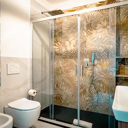 Mantovani Apartament-in The Heart Of Apartment Como
